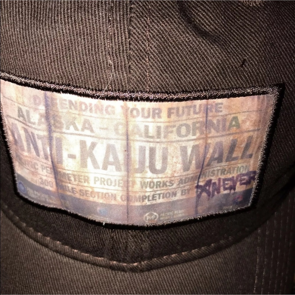 Pacific Rim deadstock baseball hat - Picture 10 of 11